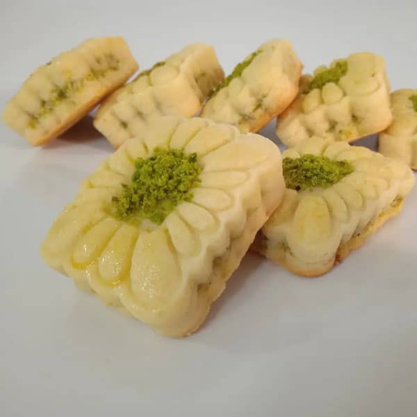 طرز تهیه شیرینی حاج کریمی قزوینی